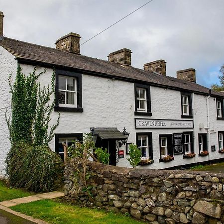 Craven Heifer Ingleton Hotel Ingleton  Buitenkant foto